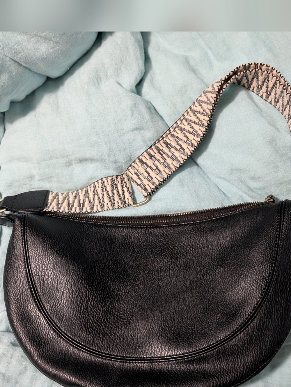 Urban Originals For Anthropologie Luna Vegan Leather Crescent Bag